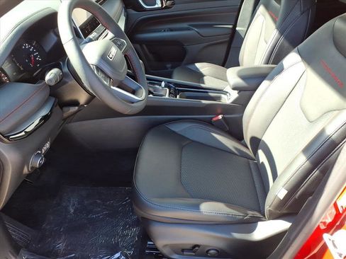 New 2026 Jeep Compass Trailhawk image 7