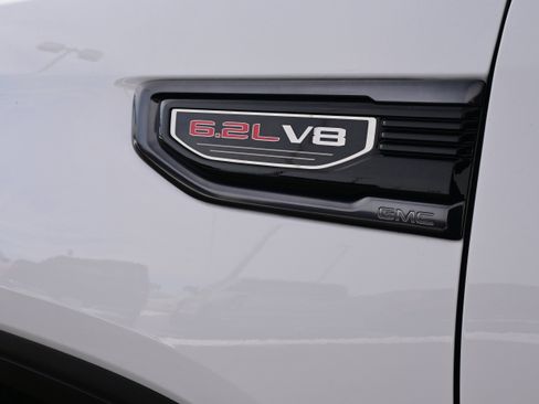 Used 2023 GMC Sierra 1500 AT4 w/ AT4 Premium Package image 12