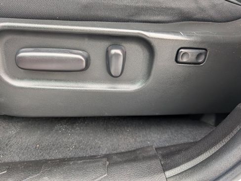 Used 2023 Toyota Tacoma TRD Sport image 16