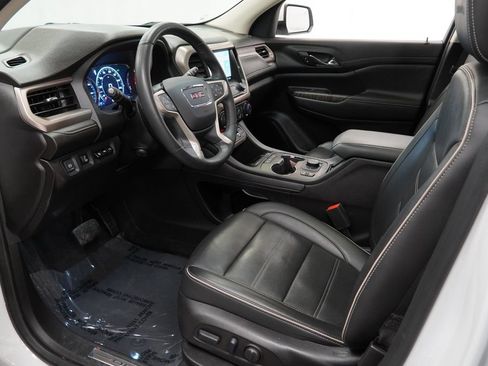 Certified 2023 GMC Acadia Denali w/ Denali Technology Package FWD image 12