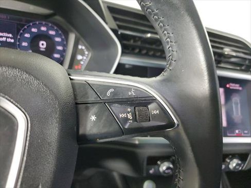 Used 2020 Audi Q3 2.0T Premium w/ Convenience Package AWD/4WD image 35