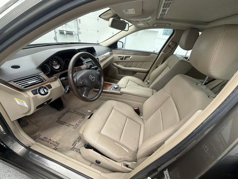 Used 2012 Mercedes-Benz E 350 4MATIC Sedan image 10