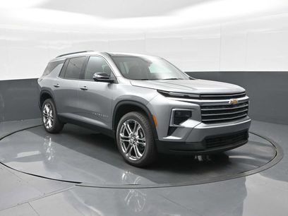 New 2025 Chevrolet Traverse LT w/ Driver Confidence Package
