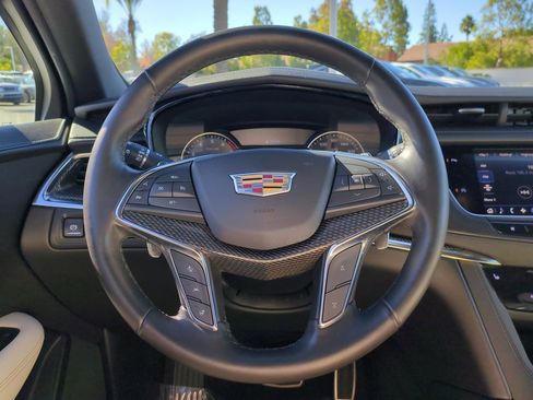 Used 2020 Cadillac XT5 Sportv image 18