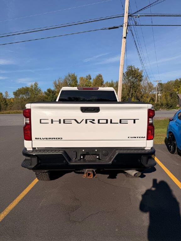 Used 2024 Chevrolet Silverado 2500 Custom w/ Custom Convenience Package AWD/4WD image 22