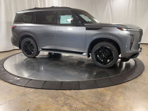 New 2026 INFINITI QX80 Sport image 3