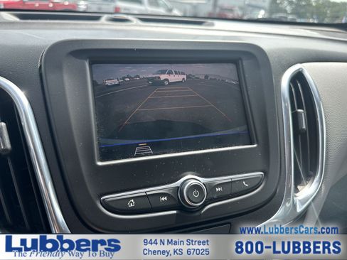 Used 2020 Chevrolet Equinox LS AWD/4WD image 16