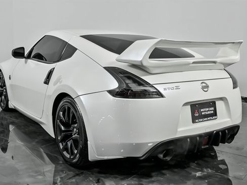 Used 2018 Nissan 370Z Coupe image 8