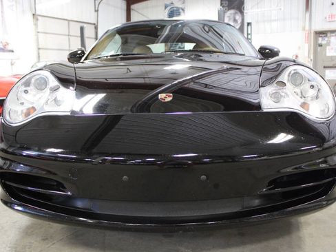 Used 2002 Porsche 911 Cabriolet image 9
