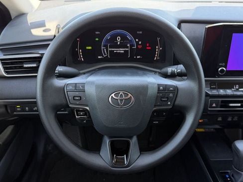 Used 2026 Toyota Camry LE w/ Convenience Package FWD image 12