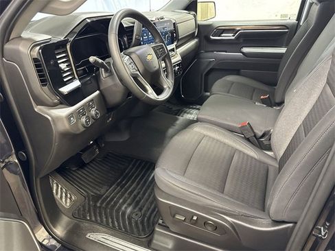 Certified 2024 Chevrolet Silverado 1500 LT image 11