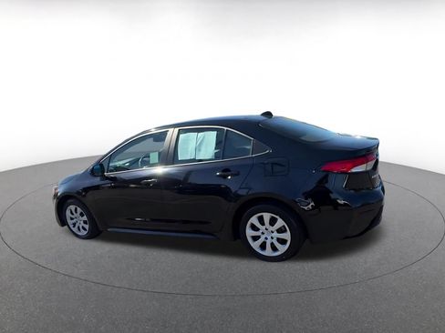 Used 2025 Toyota Corolla LE FWD image 10