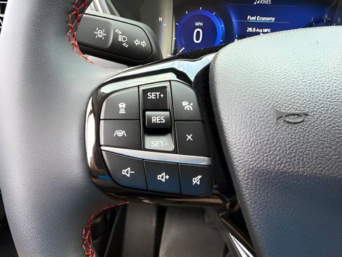 Used 2022 Ford Escape SEL w/ SEL Stealth AWD Package image 19