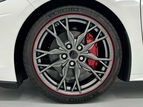 Used 2023 Chevrolet Corvette Stingray Premium Conv RWD image 16