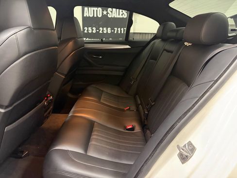 Used 2013 BMW M5 w/ Executive Pkg RWD image 21