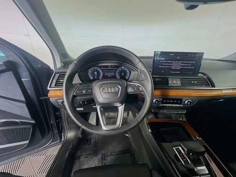 Used 2023 Audi Q5 2.0T Premium Plus w/ Premium Plus Package AWD/4WD image 14