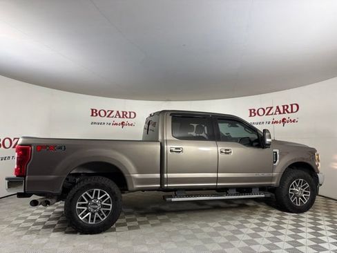 Used 2018 Ford F250 Lariat w/ Lariat Ultimate Package AWD/4WD image 9