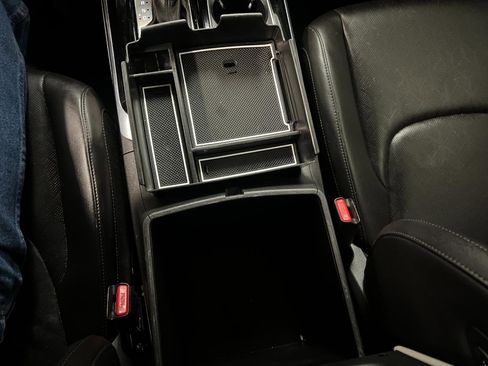 Used 2024 Kia Carnival SX FWD image 48