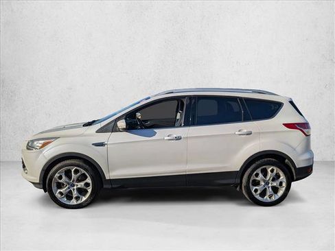 Used 2016 Ford Escape Titanium w/ Equipment Group 301A image 8