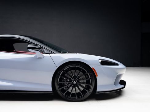 Used 2023 McLaren GT RWD image 37