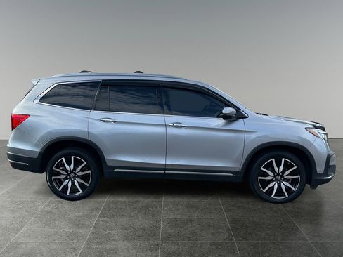Used 2021 Honda Pilot Touring image 9