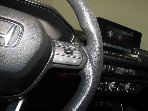 Certified 2024 Honda CR-V EX image 6