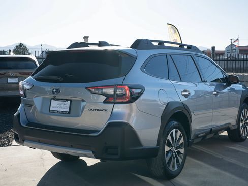 Used 2024 Subaru Outback Touring XT AWD/4WD image 9