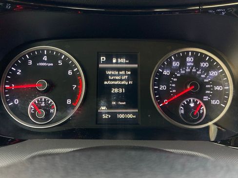 Used 2021 Kia K5 LXS image 11