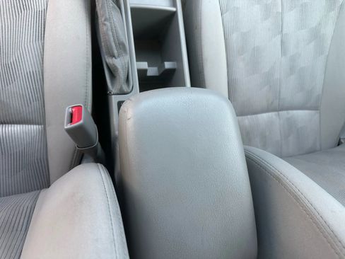 Used 2010 Subaru Forester 2.5X Premium image 14