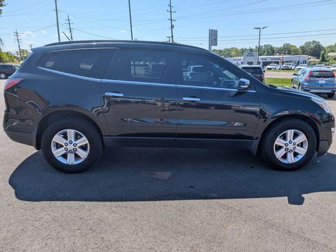 Used 2014 Chevrolet Traverse LT AWD/4WD image 7