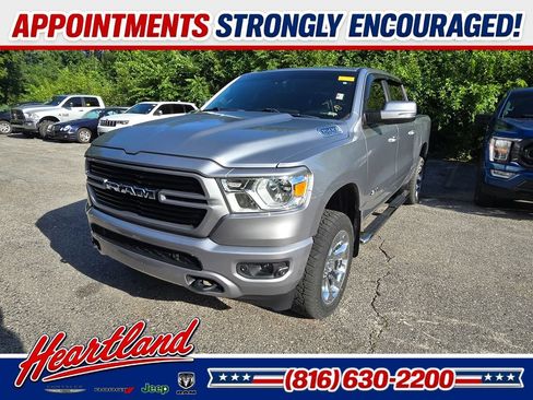 Used 2020 RAM 1500 Big Horn AWD/4WD image 1
