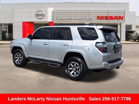 Used 2024 Toyota 4Runner TRD Off-Road Premium w/ Moonroof Package AWD/4WD image 6