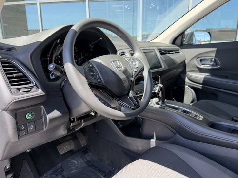 Used 2022 Honda HR-V EX image 29