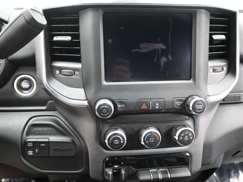 Used 2024 RAM 3500 Big Horn image 15