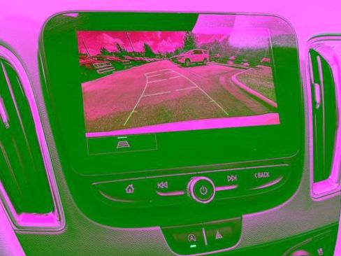 Used 2023 Chevrolet Malibu LT FWD image 26