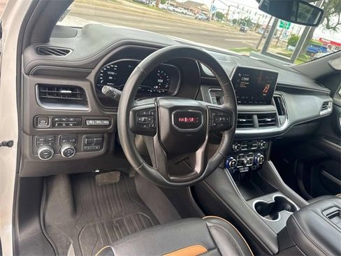 Used 2023 GMC Yukon XL AT4 w/ AT4 Premium Plus Package image 22