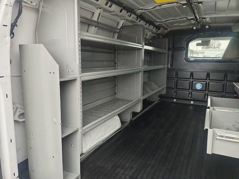 Used 2021 Chevrolet Express 2500 w/ Driver Convenience Package image 9