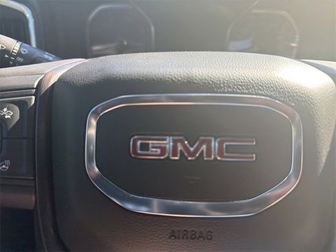 Used 2023 GMC Sierra 2500 AT4 w/ AT4 Preferred Package image 21