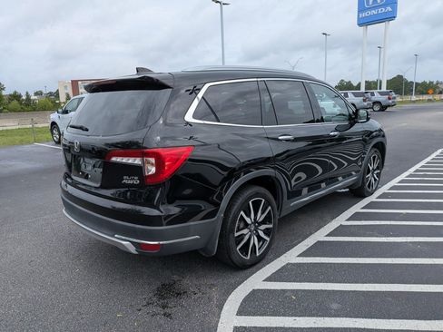 Used 2022 Honda Pilot Elite image 3