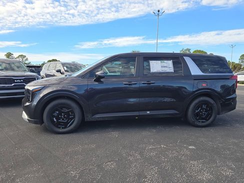 New 2026 Kia Carnival image 5