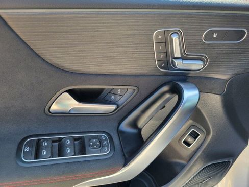 Used 2025 Mercedes-Benz CLA 35 AMG 4MATIC image 11