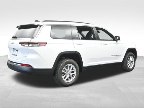 Used 2024 Jeep Grand Cherokee L Laredo w/ Luxury Tech Group I image 6