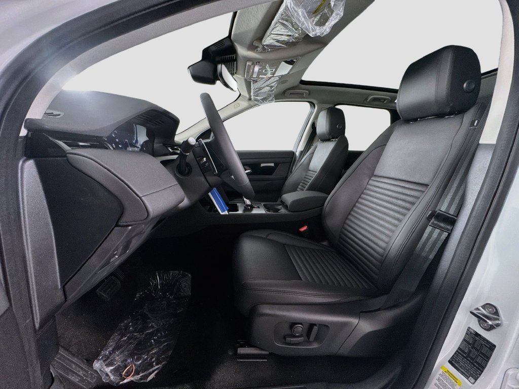 Certified 2025 Land Rover Discovery Sport S AWD/4WD image 18