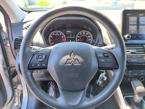 Used 2023 Mitsubishi Eclipse Cross LE AWD/4WD image 24