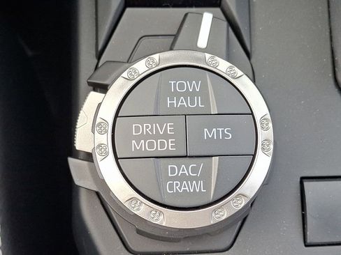 Used 2025 Toyota 4Runner TRD Off-Road Premium image 27