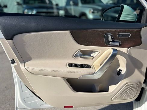 Used 2019 Mercedes-Benz A 220 image 9