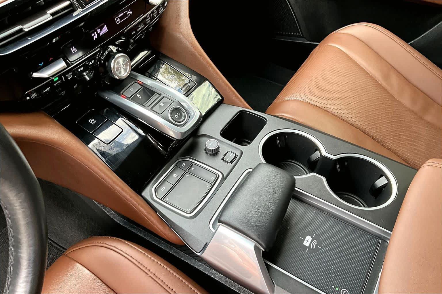 Used 2023 Acura MDX w/ Technology Package FWD image 16