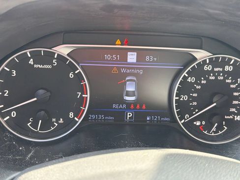 Used 2024 Nissan Altima 2.5 SV w/ SV Premium Package AWD/4WD image 15