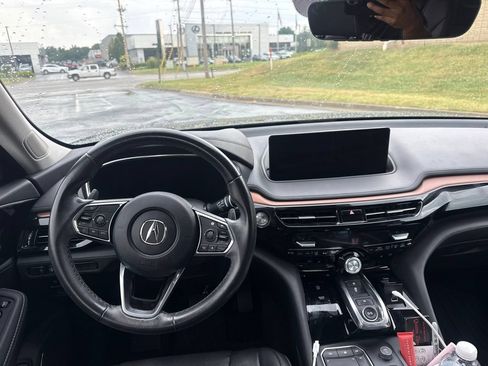 Used 2022 Acura MDX w/ Technology Package AWD/4WD image 10
