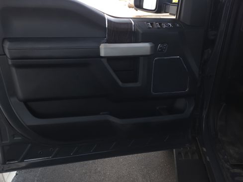 Used 2021 Ford F250 Lariat w/ Tremor Off-Road Package image 9